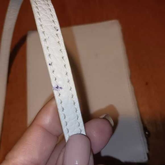 BOTKIER Elegant White Perforated Tote Bag in EUC Comes w Detachable Wristlet - Picture 12 of 17